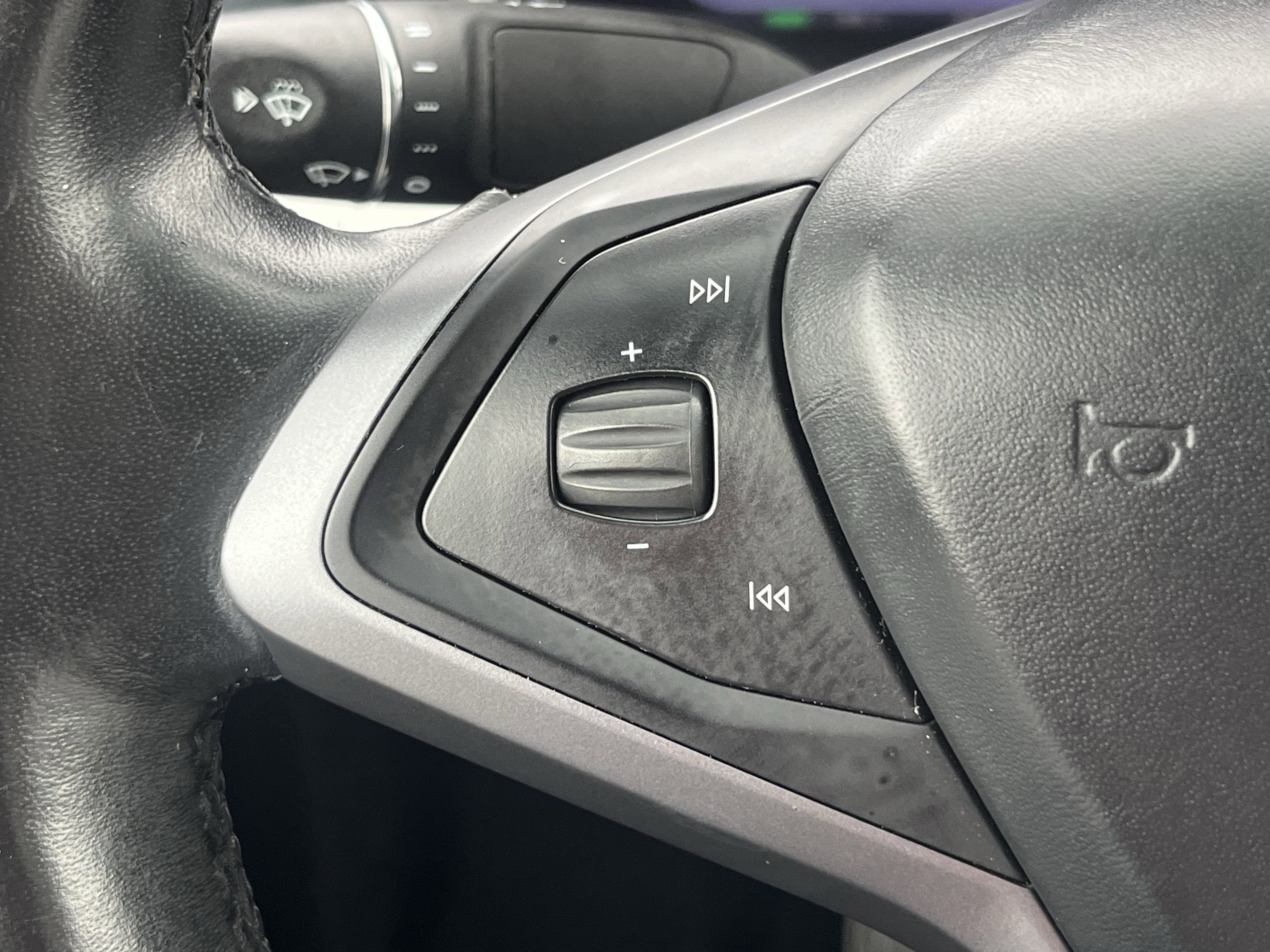 Used 2019 Tesla Model X 75D AWD/4WD image 19