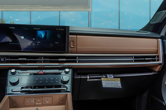 New 2026 Hyundai Santa Fe Limited FWD image 15
