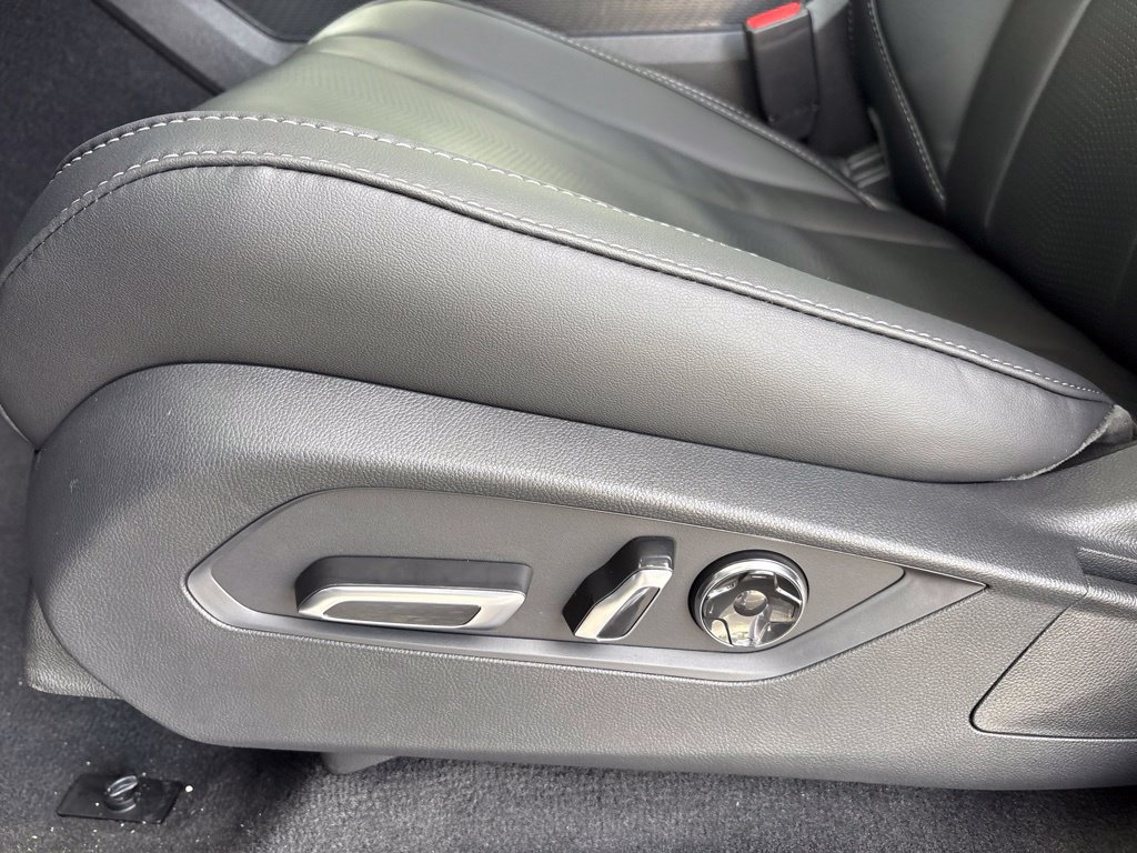 New 2026 Acura MDX w/ Technology Package FWD image 15