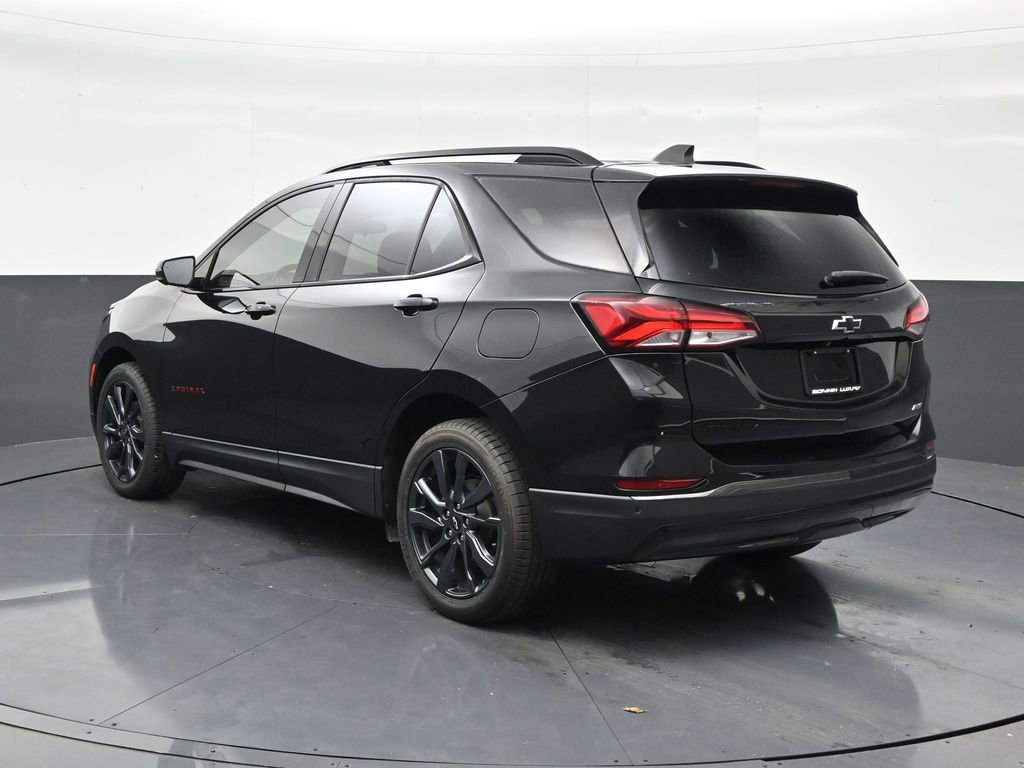 Used 2022 Chevrolet Equinox RS w/ RS Leather Package FWD image 3