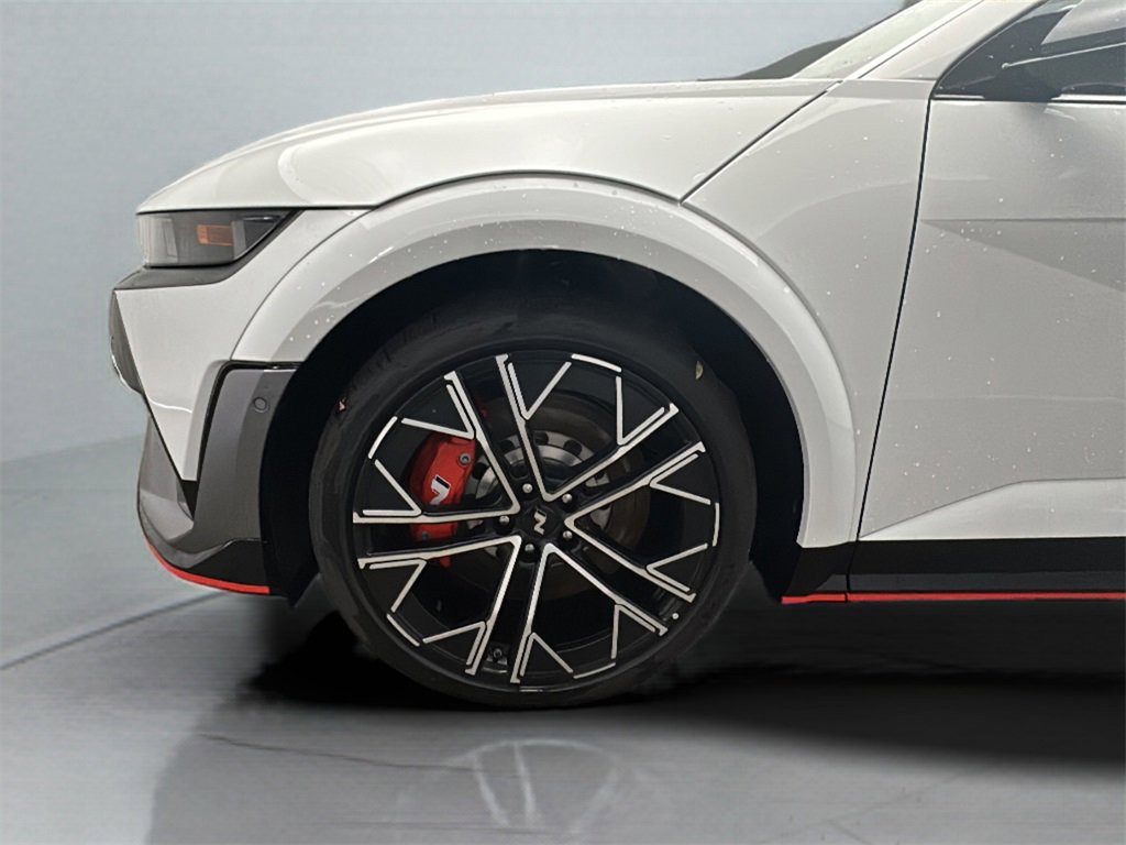 New 2025 Hyundai Ioniq 5 N image 3