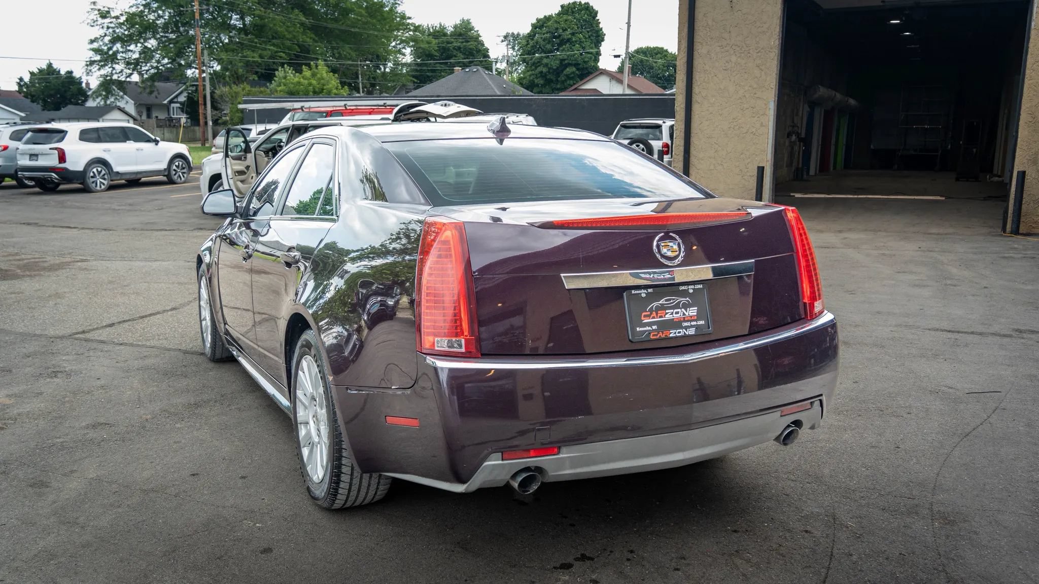 Used 2010 Cadillac CTS Sedan RWD image 8