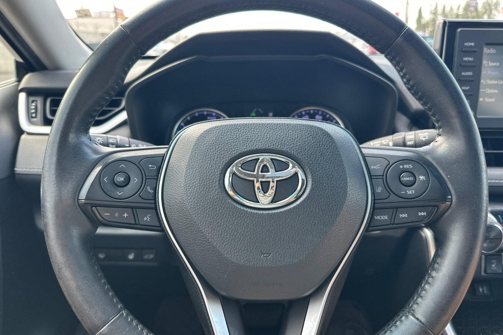 Certified 2019 Toyota RAV4 XLE w/ Convenience Package AWD/4WD image 23
