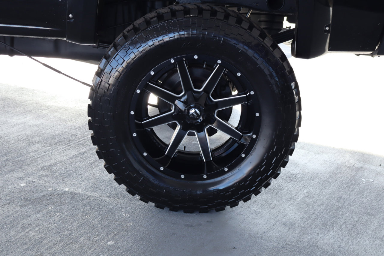 Used 2015 Chevrolet Silverado 2500 LTZ image 11