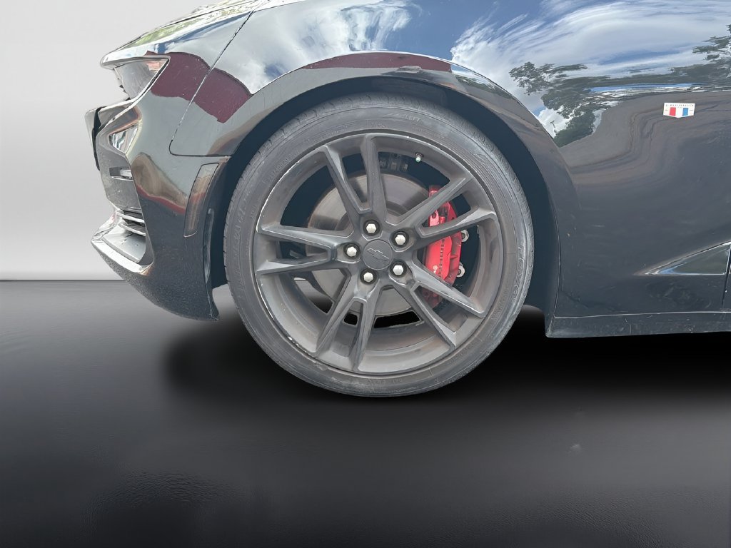 Used 2021 Chevrolet Camaro SS RWD image 30