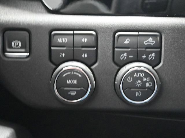 Used 2025 Chevrolet Silverado 2500 LTZ w/ LTZ Convenience Package image 27