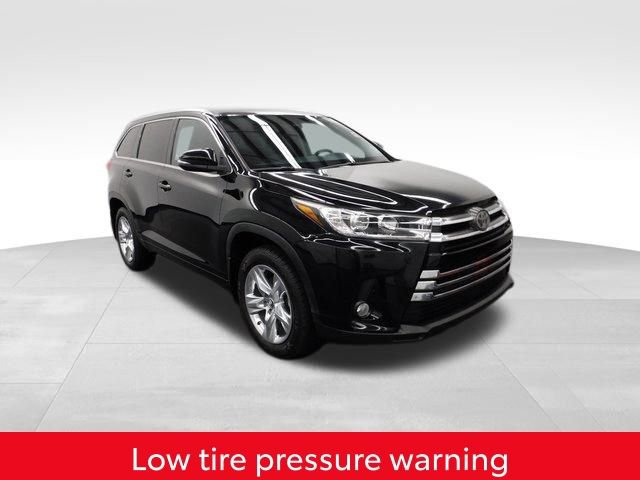 Used 2018 Toyota Highlander Limited image 12