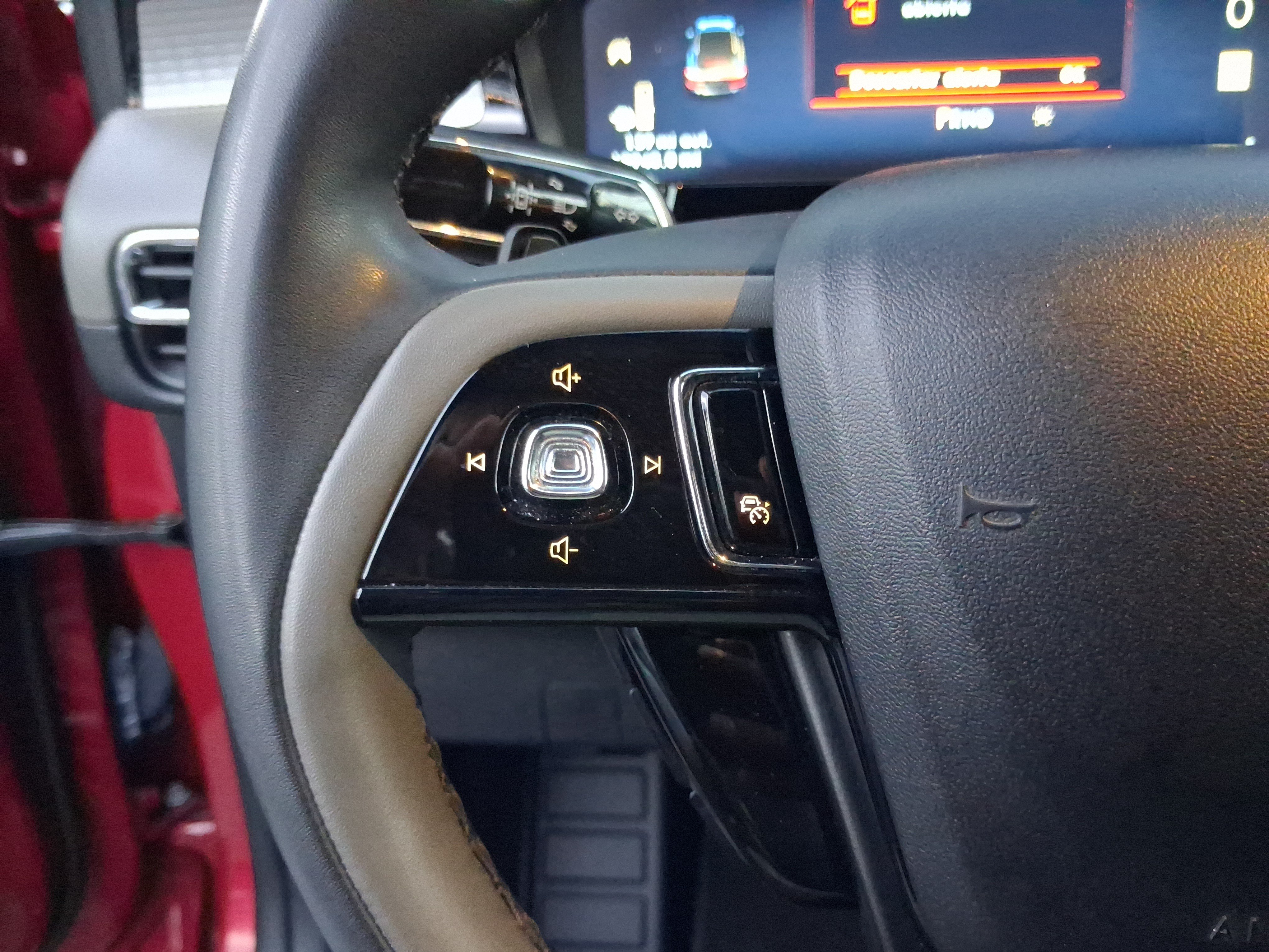 Certified 2024 Lincoln Corsair FWD image 17