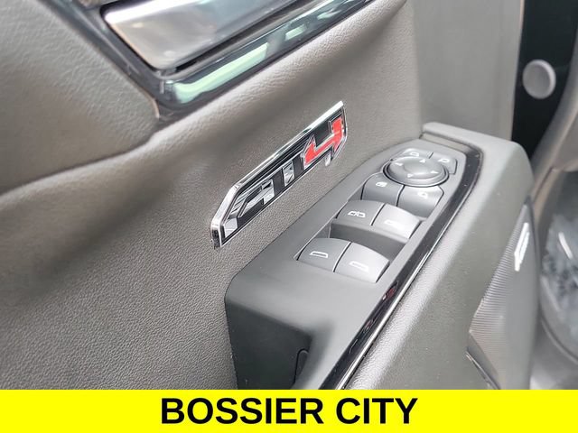 Certified 2024 GMC Sierra 1500 AT4 w/ Technology Package AWD/4WD image 24