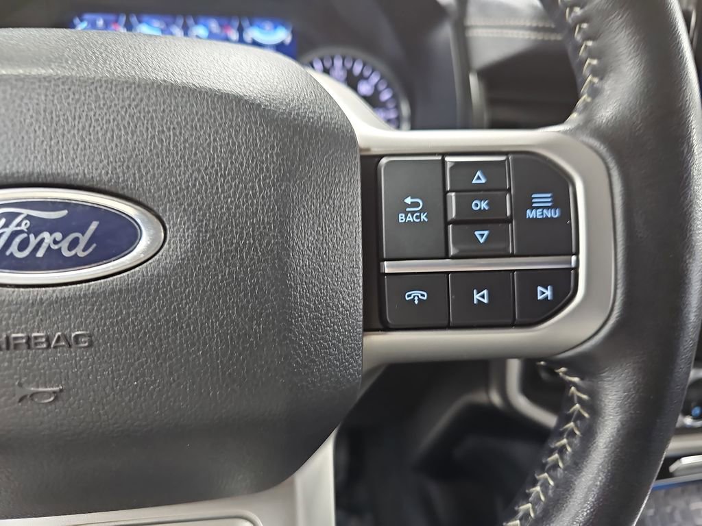 Used 2024 Ford Expedition Max XLT image 18