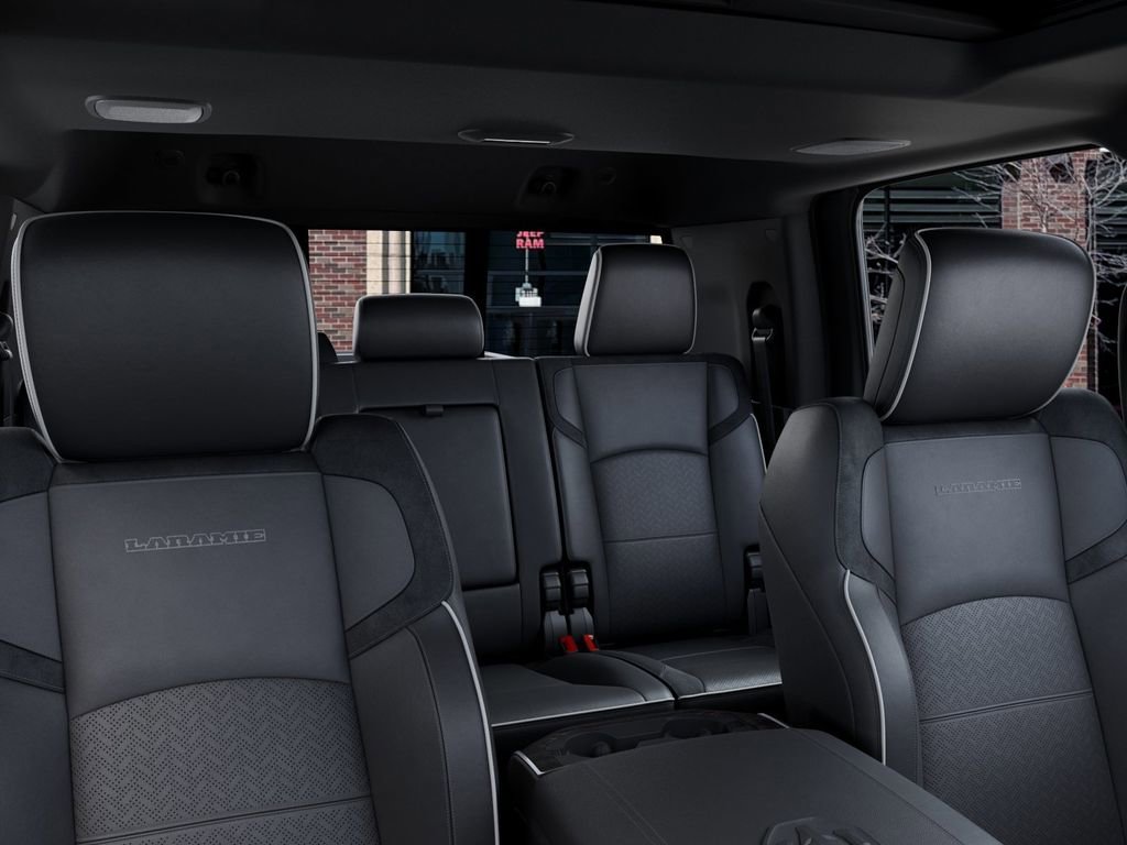 New 2026 RAM 3500 Laramie AWD/4WD image 26