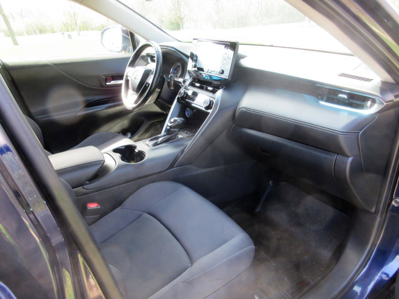 Used 2021 Toyota Venza LE w/ Carpet Mat Package (TMS) AWD/4WD image 37