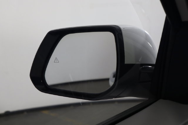 Used 2023 Kia Niro Wave FWD image 43