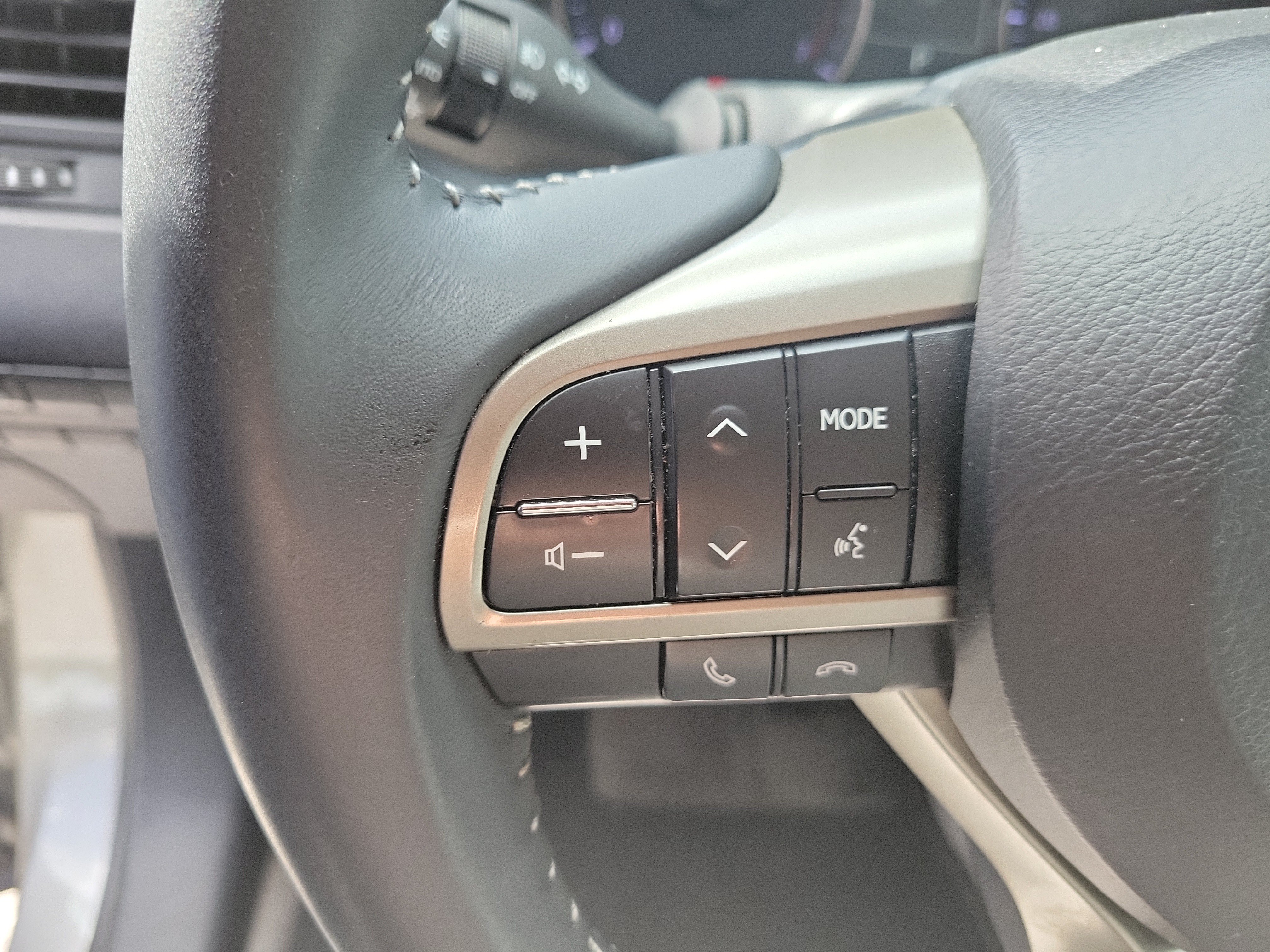 Used 2019 Lexus RX 350 FWD w/ Accessory Package image 27