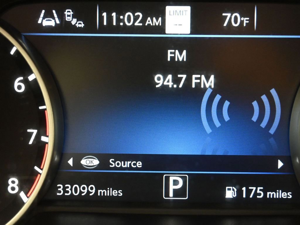 Used 2019 Nissan Murano Platinum w/ Cargo Package AWD/4WD image 16