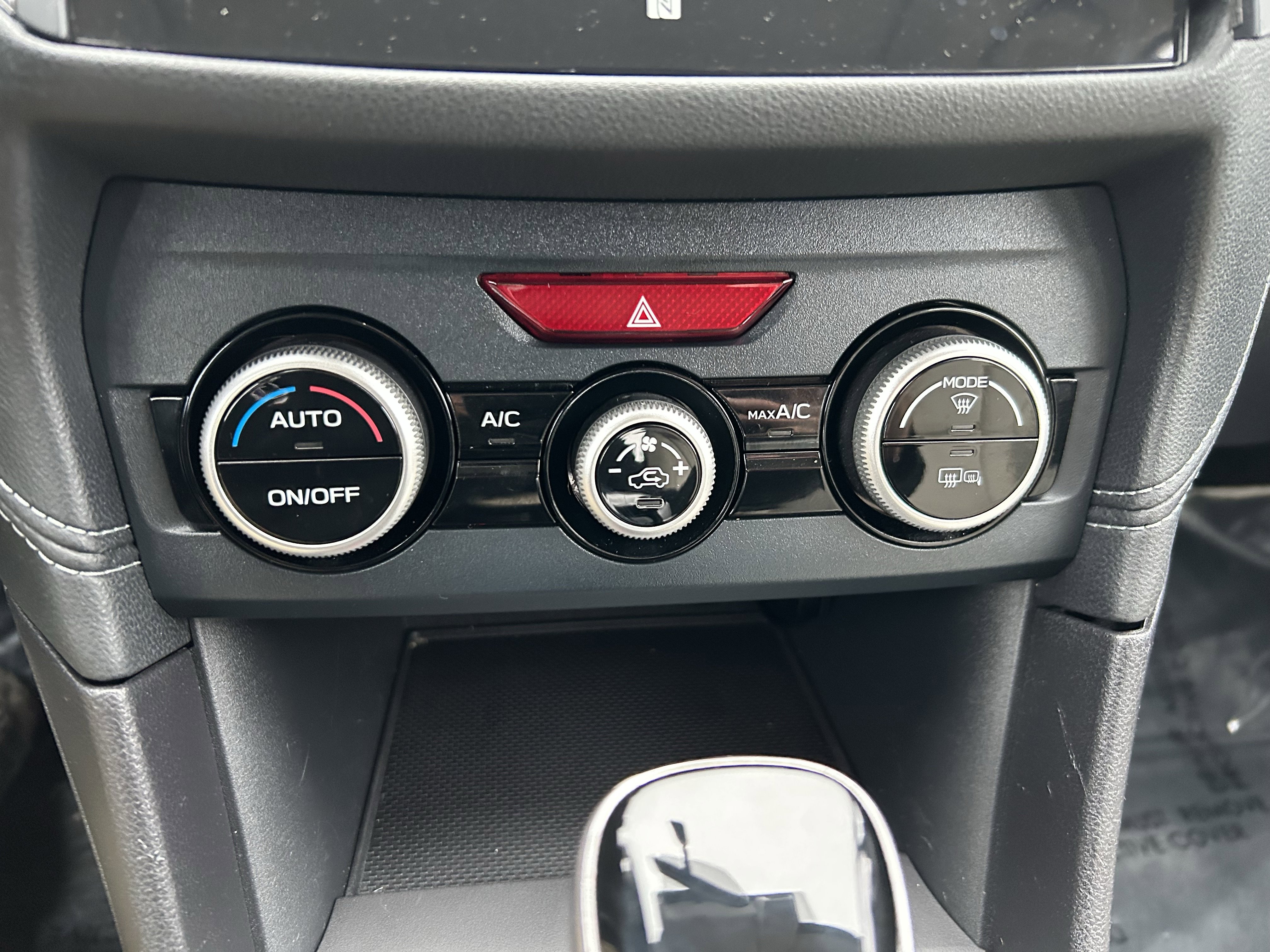 Used 2019 Subaru Impreza 2.0i Limited image 16