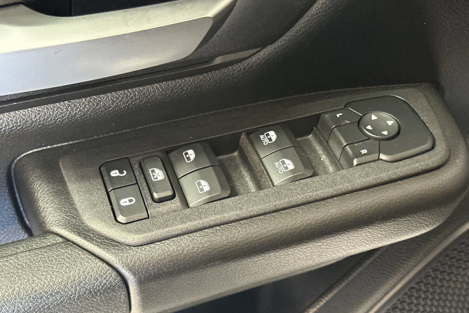 Used 2025 RAM 1500 Tradesman AWD/4WD image 14