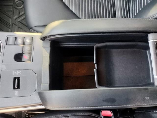 Used 2024 Toyota Highlander XSE image 26