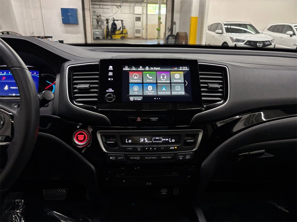 Used 2022 Honda Pilot Touring image 24