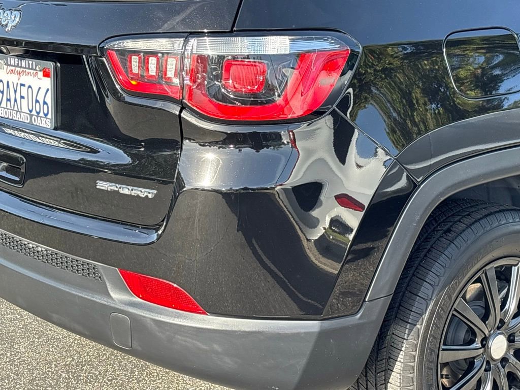 Used 2018 Jeep Compass Sport image 5