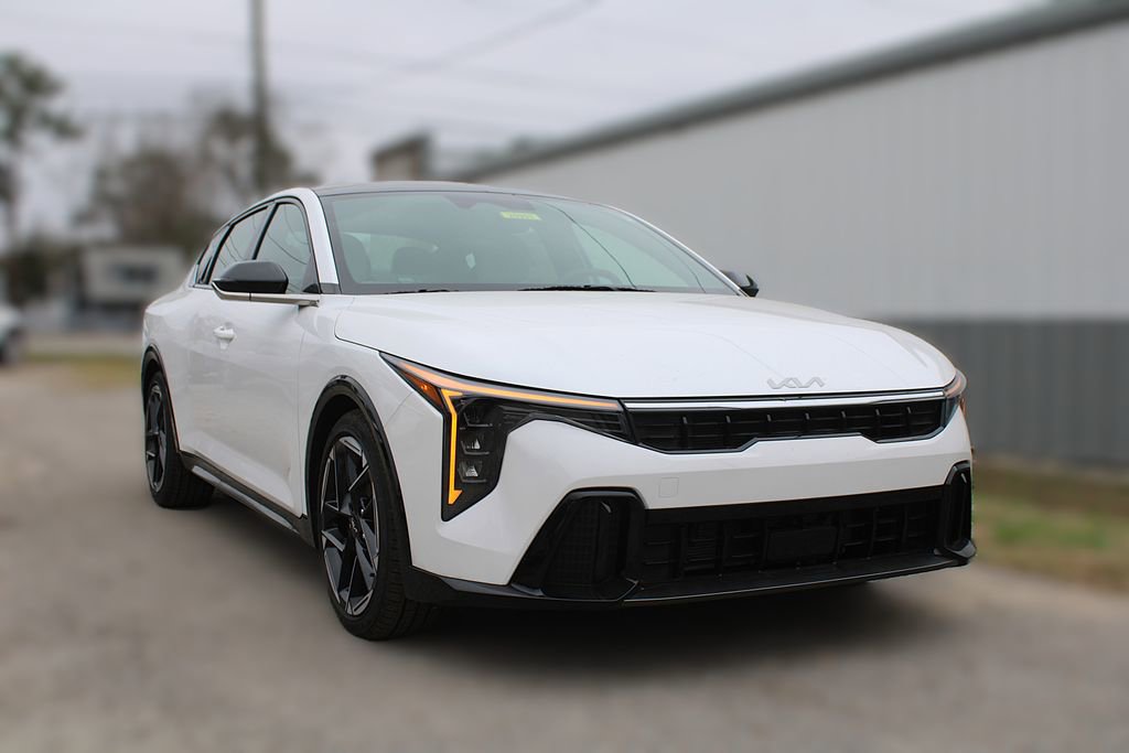 New 2026 Kia K4 GT-Line image 3