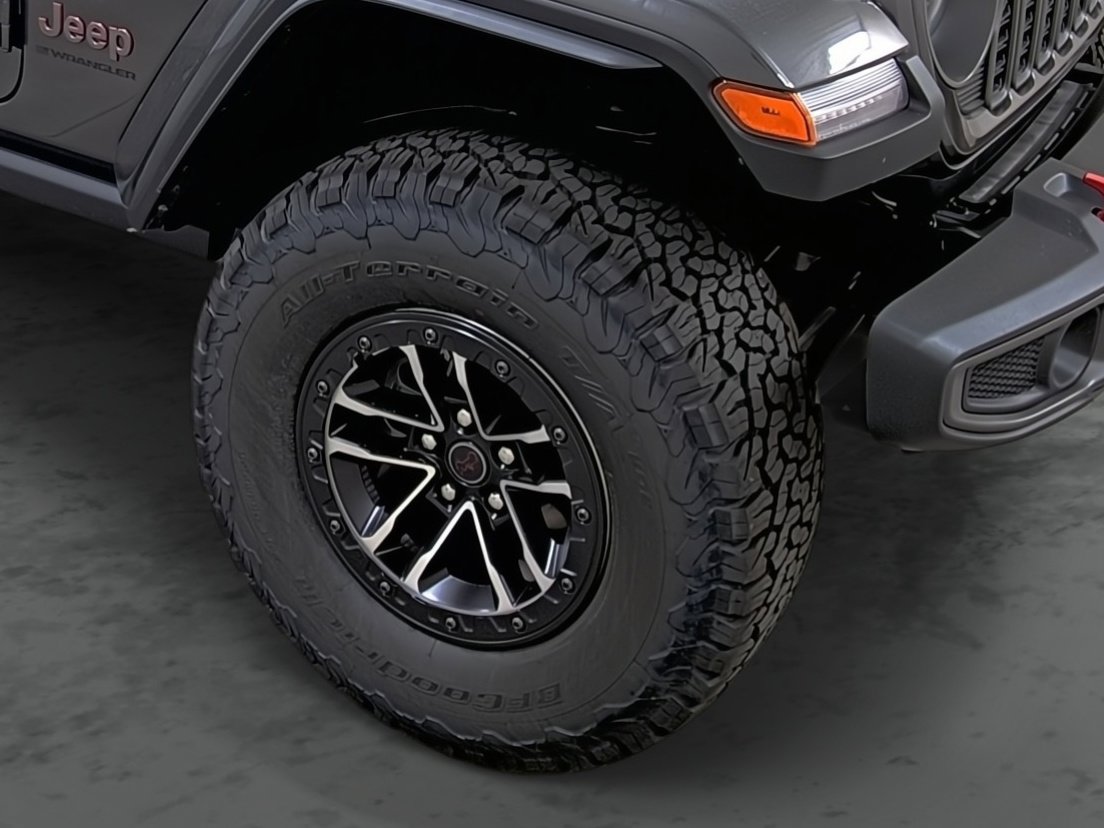 New 2025 Jeep Wrangler Unlimited Rubicon w/ XTREMEE 35" Tire Package image 14