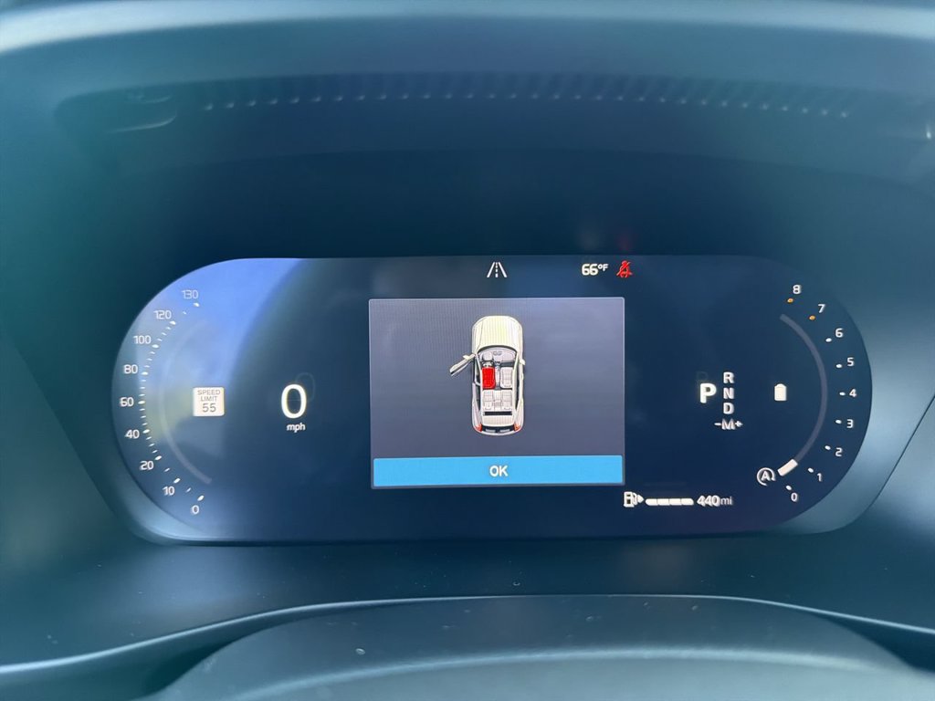 New 2026 Volvo XC40 B5 Ultra w/ Climate Package AWD/4WD image 19