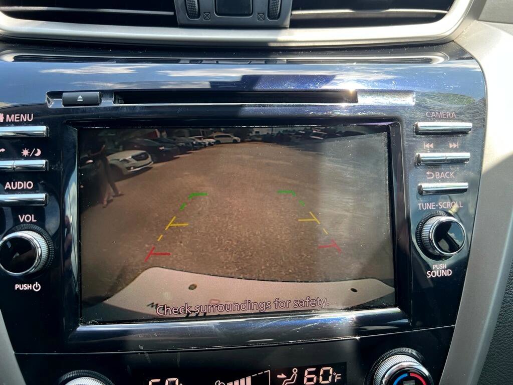 Used 2022 Nissan Murano SV image 16