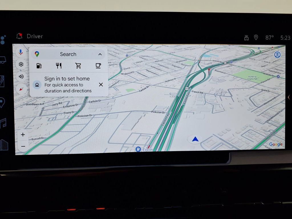 Used 2025 Chevrolet Silverado 1500 LTZ image 12