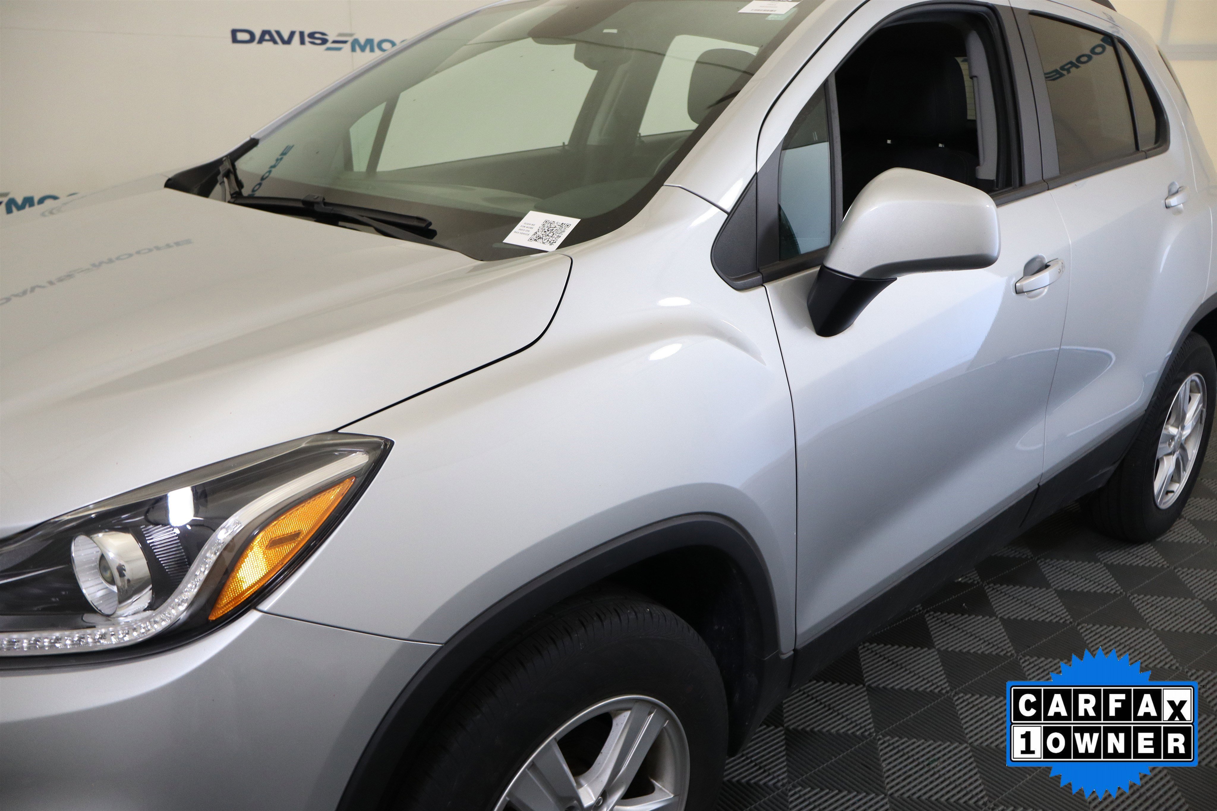 Used 2022 Chevrolet Trax LT w/ LT Convenience Package AWD/4WD image 13