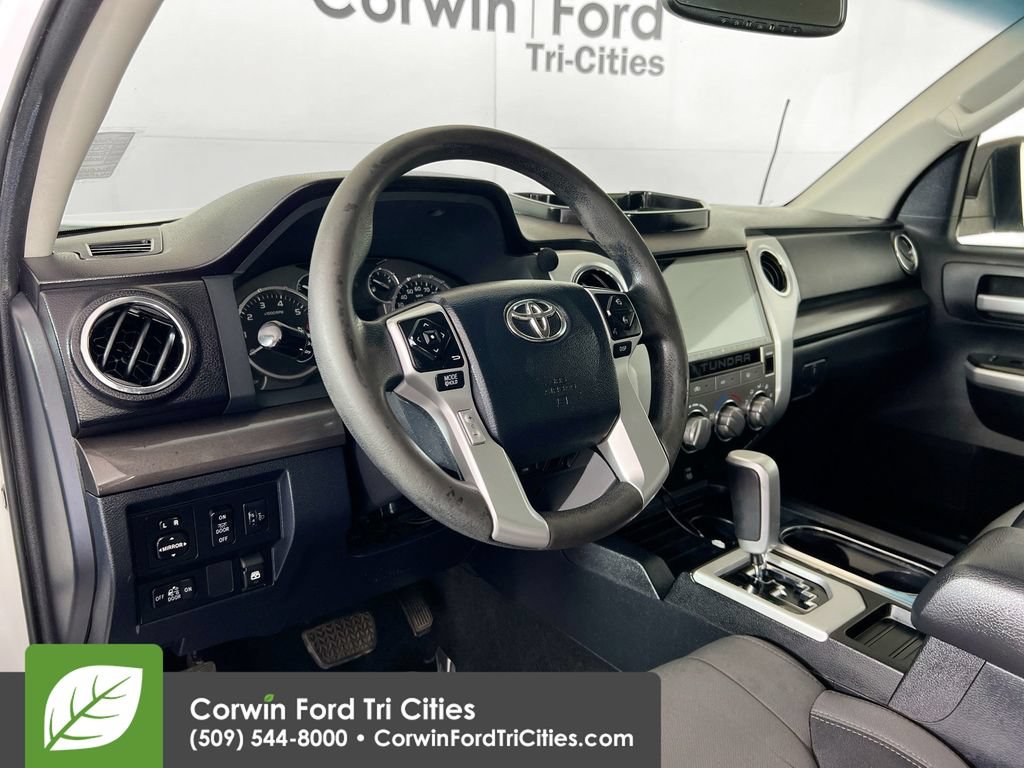 Used 2017 Toyota Tundra SR5 w/ TRD Off Road Package AWD/4WD video 3