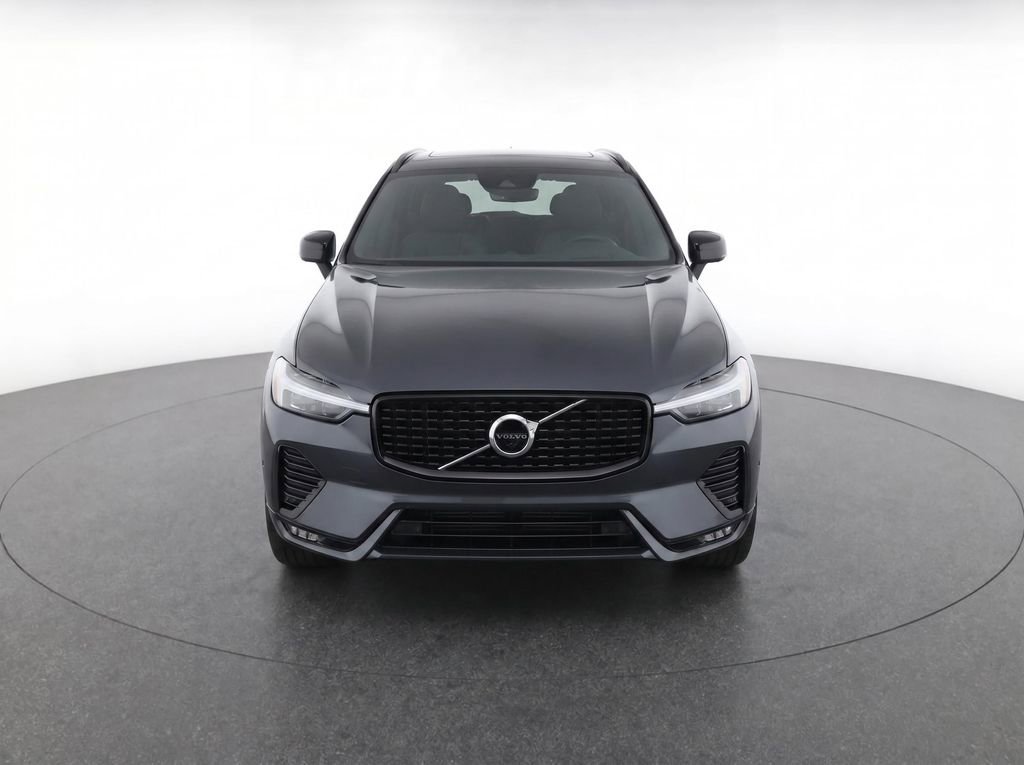Used 2022 Volvo XC60 B5 R-Design AWD/4WD image 5