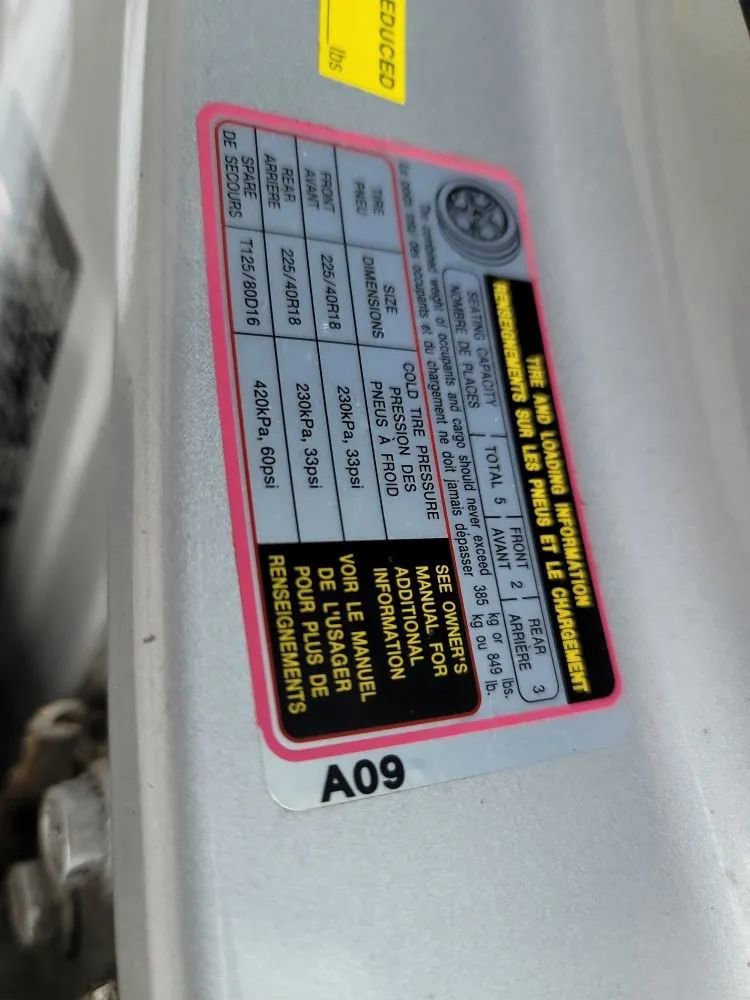 Used 2018 Hyundai Elantra Sport w/ Sport Premium Package 03 FWD image 31
