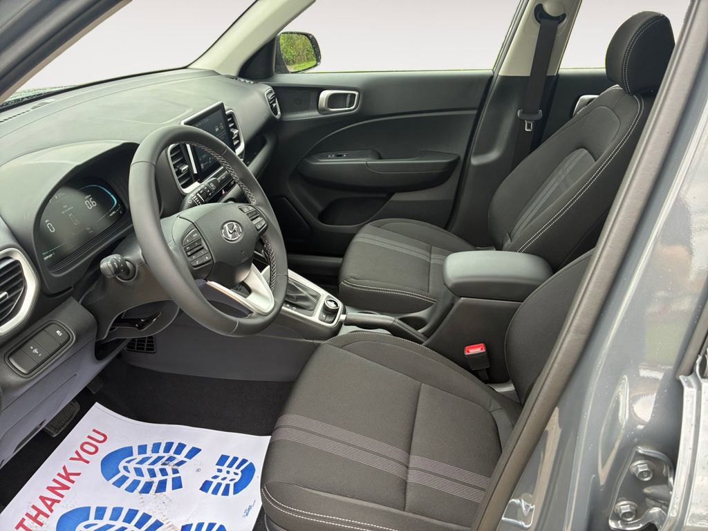 New 2026 Hyundai Venue SEL FWD image 9