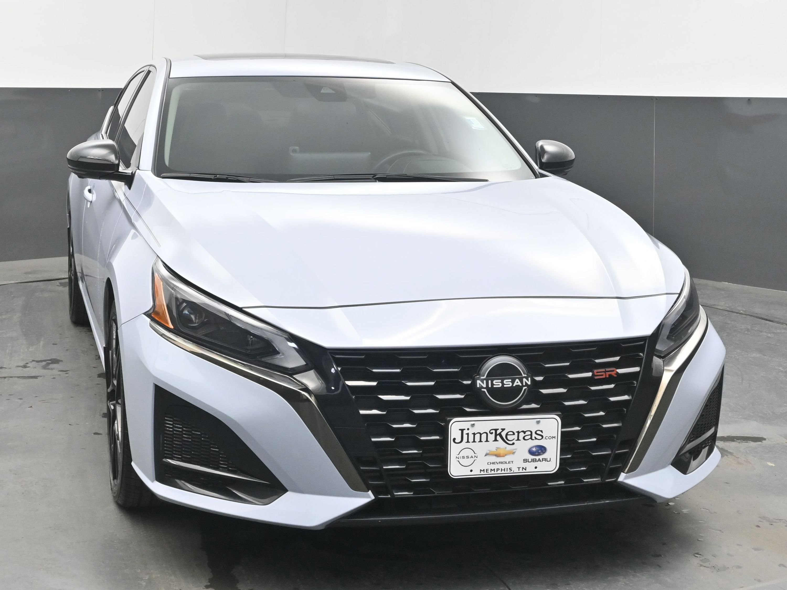 Used 2024 Nissan Altima 2.0 SR image 3