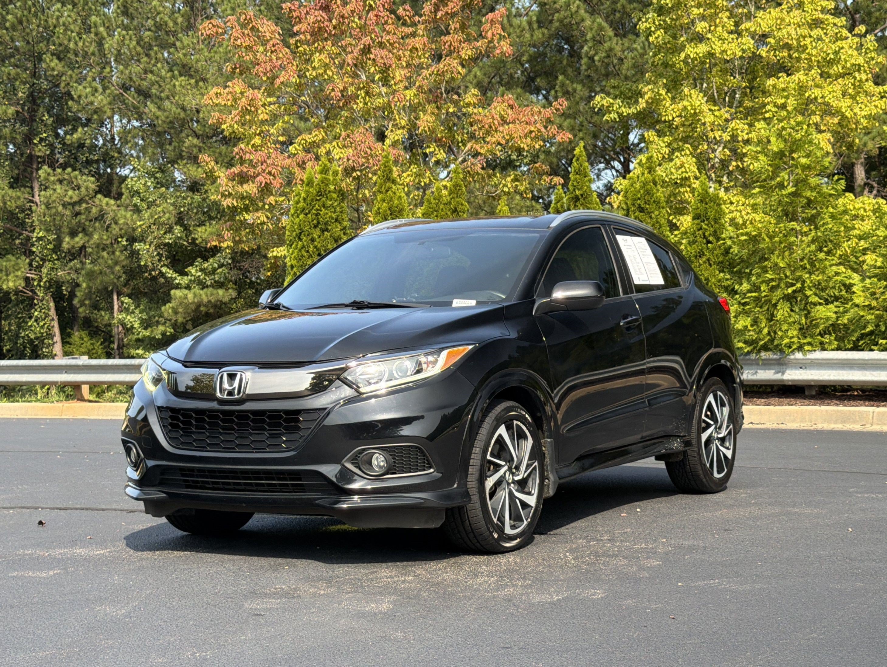 Used 2019 Honda HR-V Sport image 12