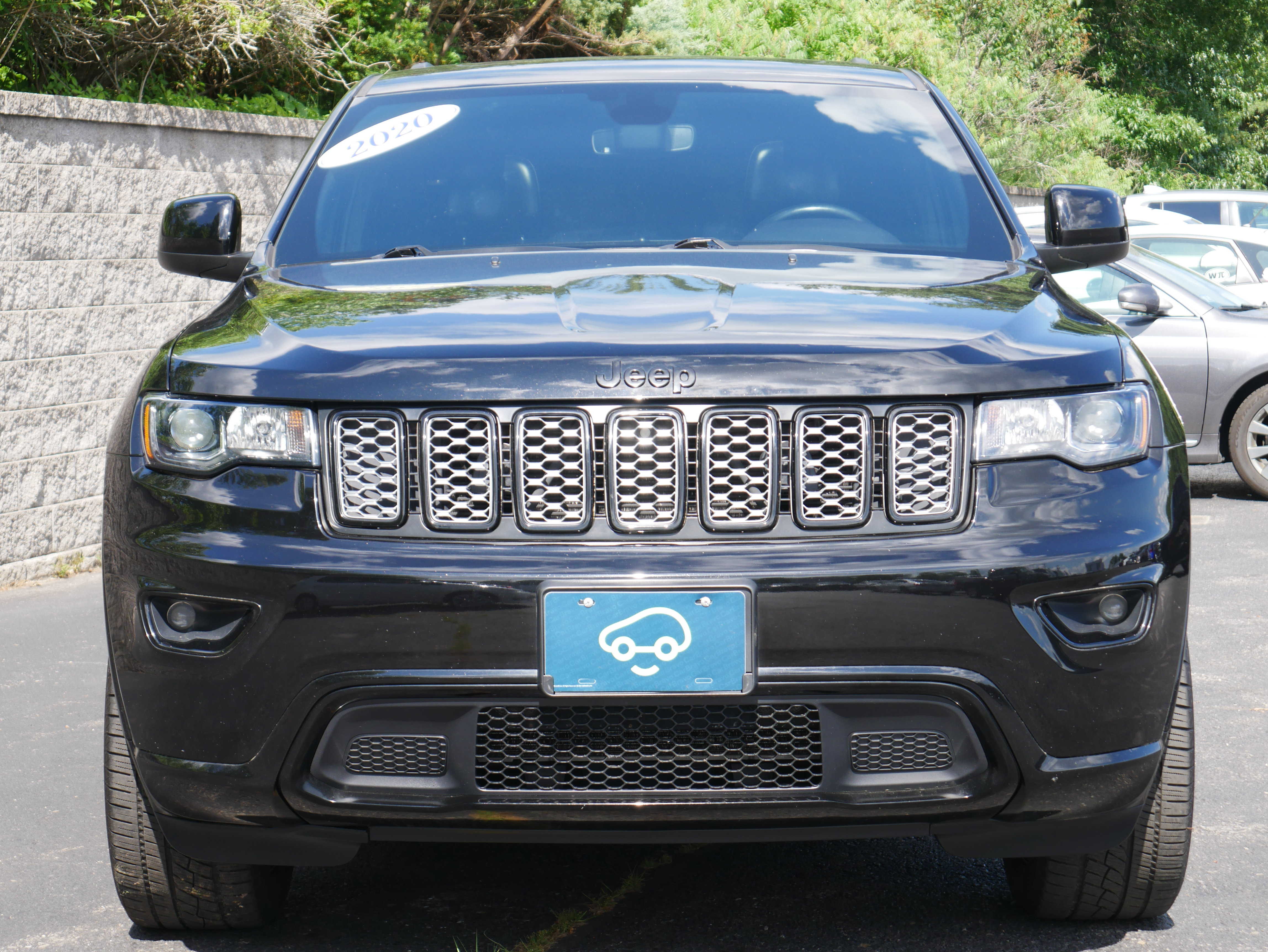 Used 2020 Jeep Grand Cherokee Altitude AWD/4WD image 2