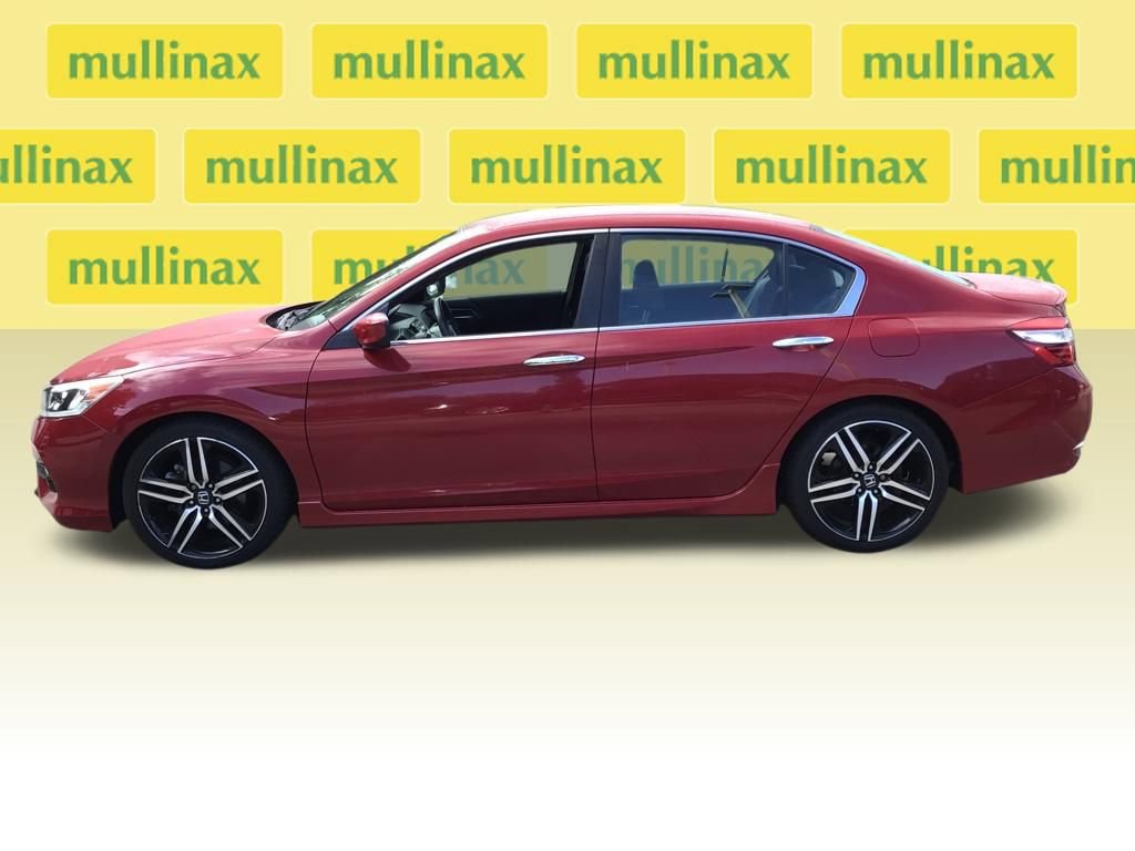 Used 2017 Honda Accord Sport image 9