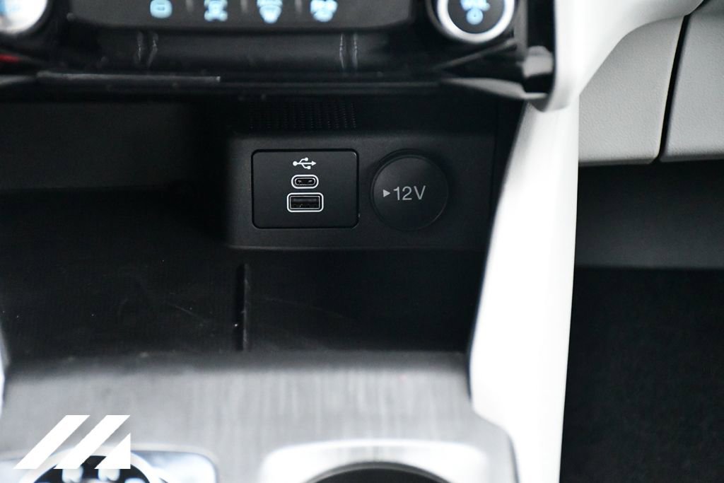 New 2024 Ford Escape SE FWD image 18