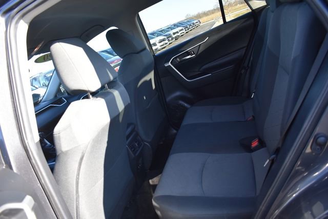 Used 2020 Toyota RAV4 XLE w/ XLE Grade Weather Package image 17