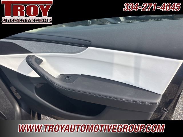 Used 2026 Tesla Model Y 2WD image 26