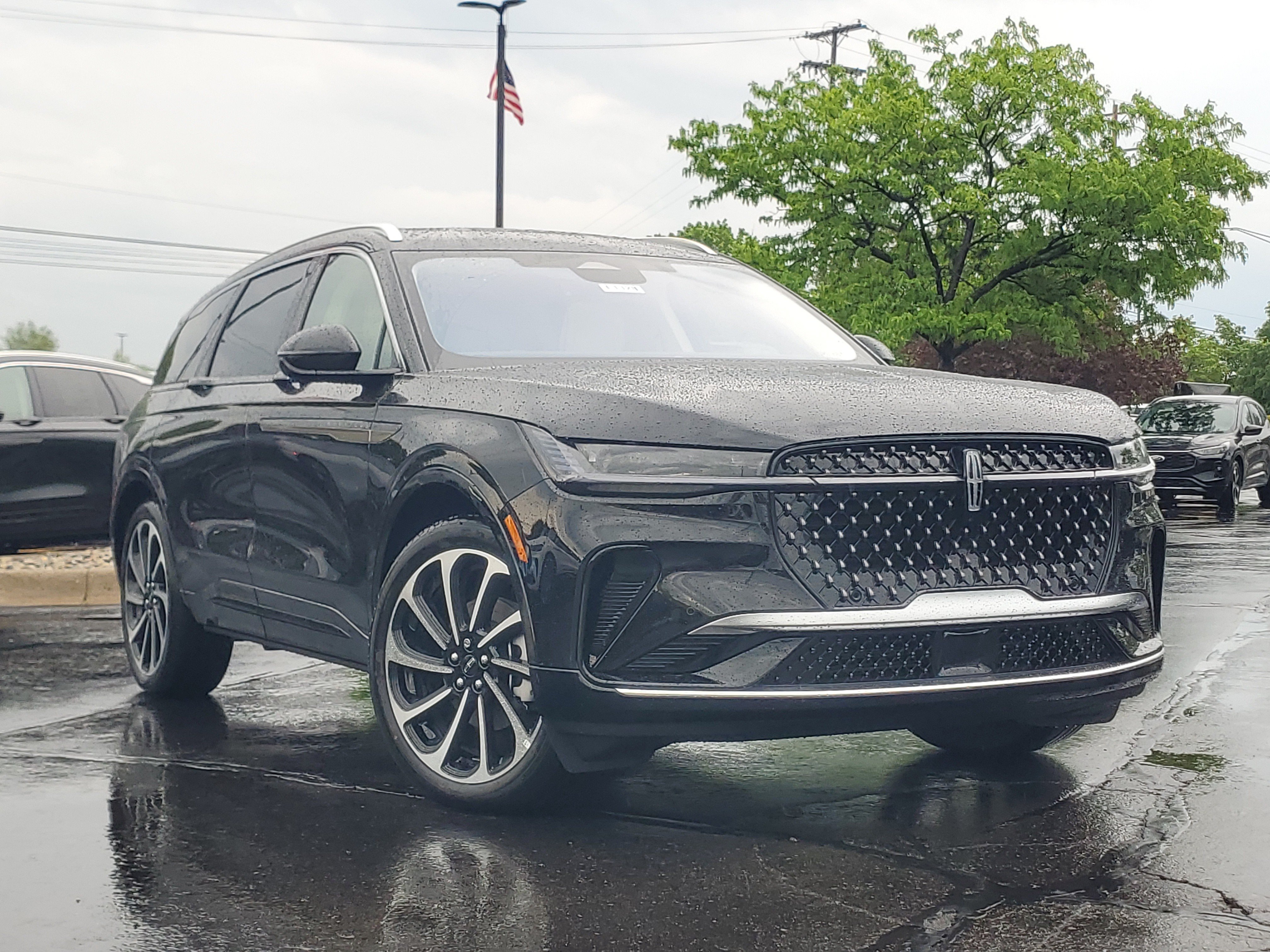 New 2026 Lincoln Nautilus Black Label AWD/4WD image 1