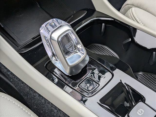 Certified 2026 Volvo XC40 B5 Plus w/ Protection Package Premier image 12