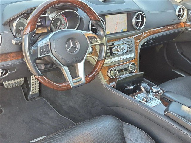 Used 2013 Mercedes-Benz SL 550 image 18