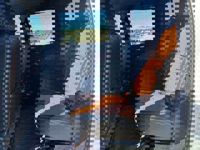 Used 2021 Chevrolet Silverado 3500 High Country image 30