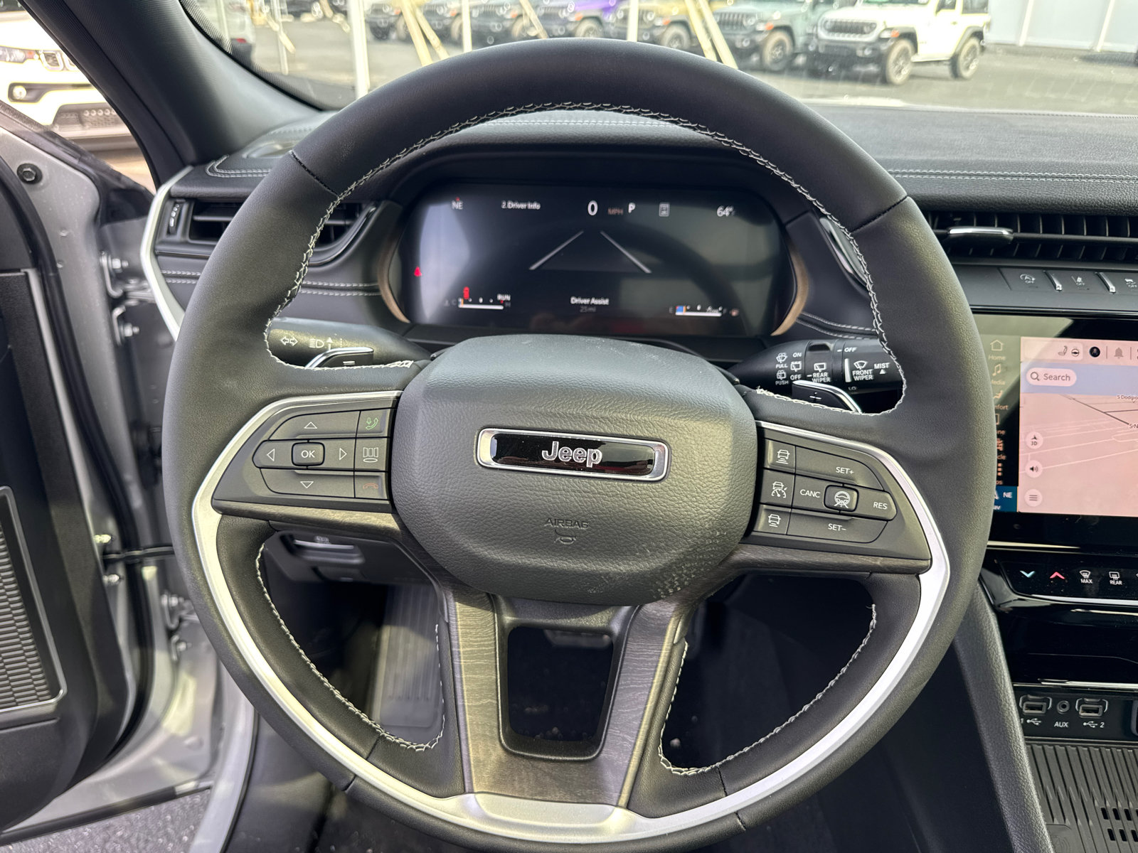 New 2026 Jeep Grand Cherokee Limited AWD/4WD image 16