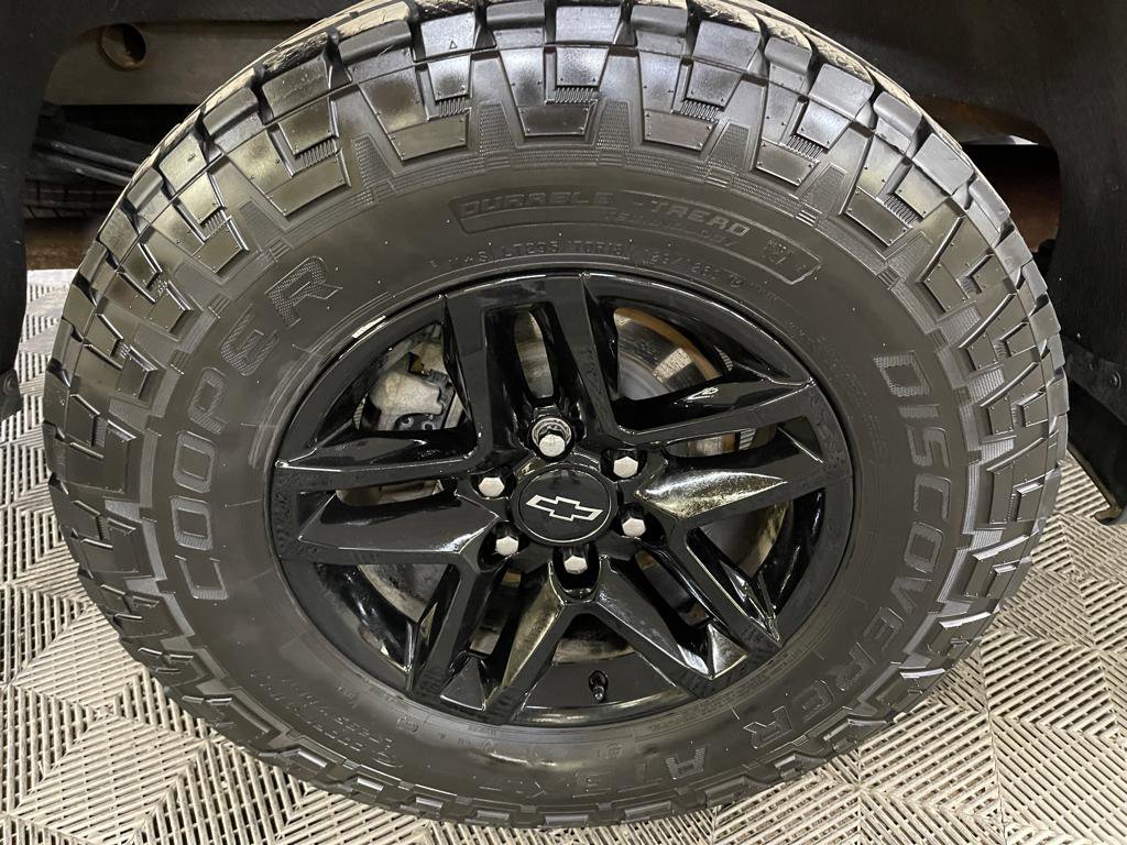 Used 2023 Chevrolet Silverado 1500 LT Trail Boss w/ LT Trail Boss Premium Package image 13