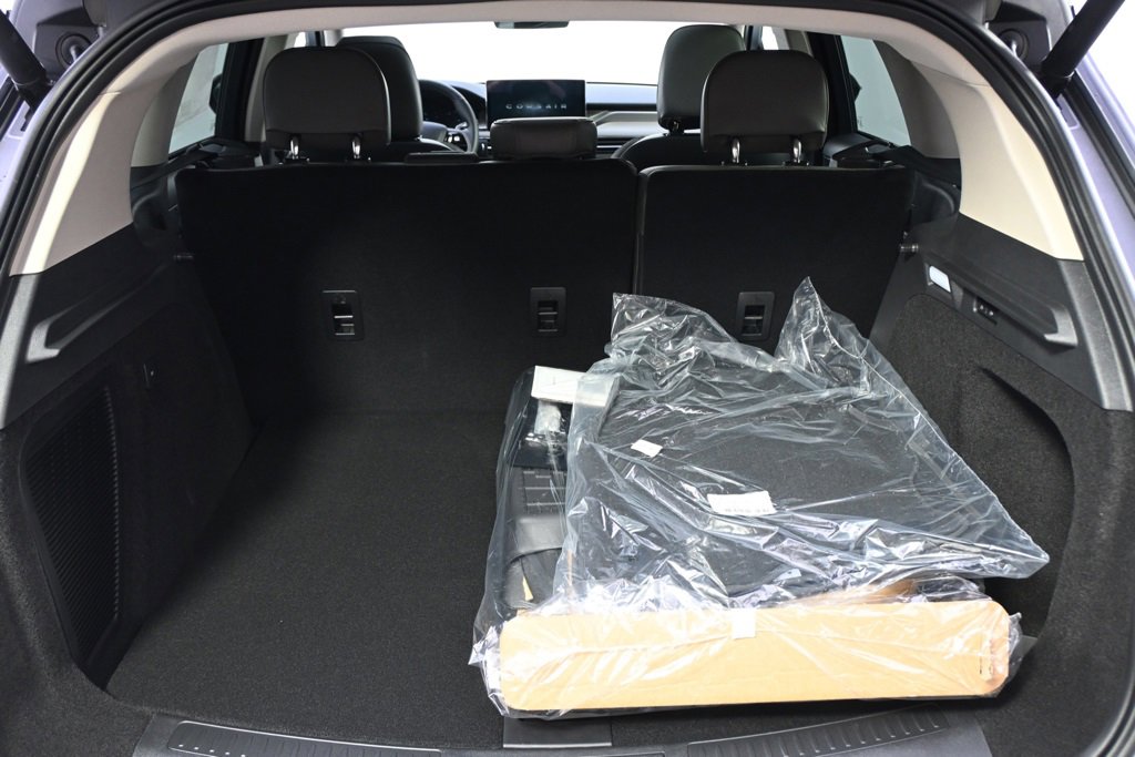 New 2026 Lincoln Corsair Reserve w/ Jet Appearance Package image 19