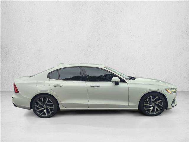 Used 2019 Volvo S60 T6 Momentum w/ Premium Package AWD/4WD image 4