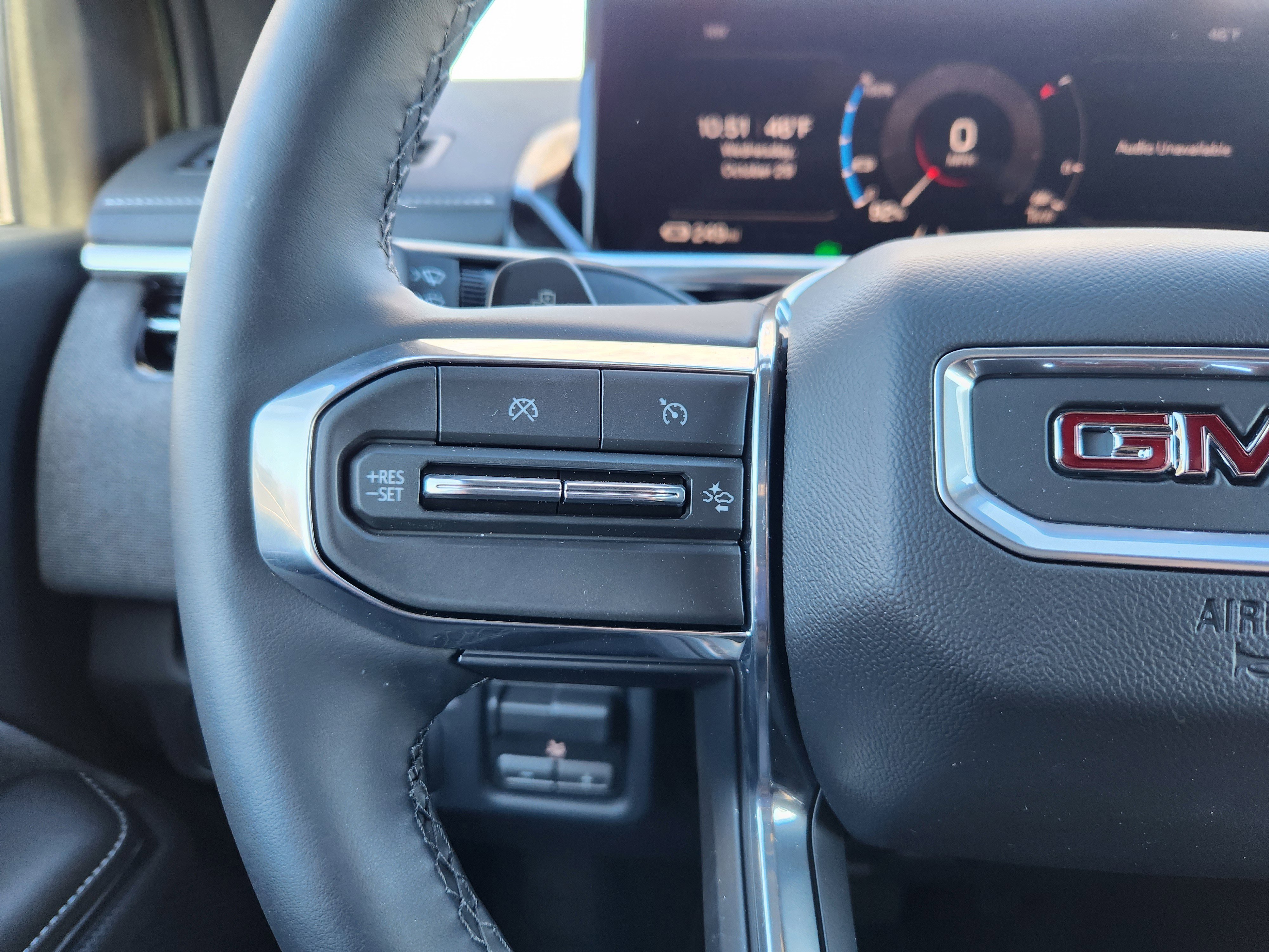 New 2026 GMC Sierra EV Elevation w/ LPO, Elevation Dark Package image 23